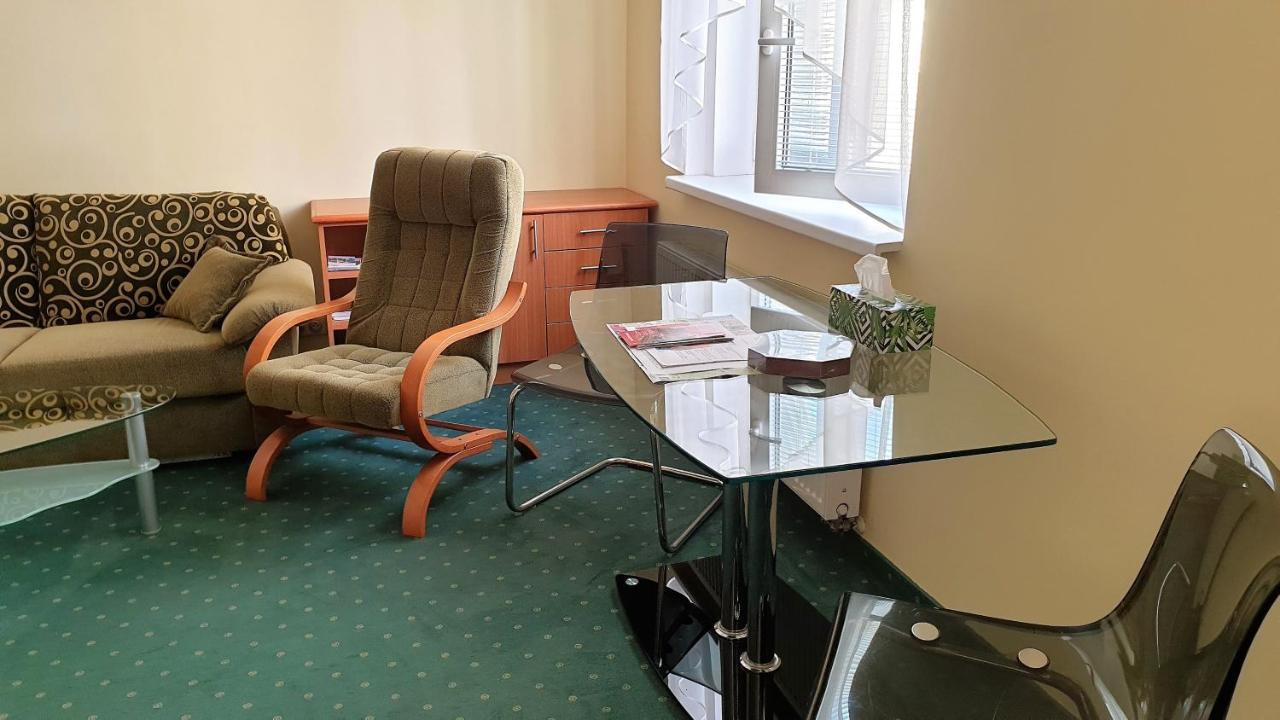 SPA Apartment Raisova Karlovy Vary Extérieur photo